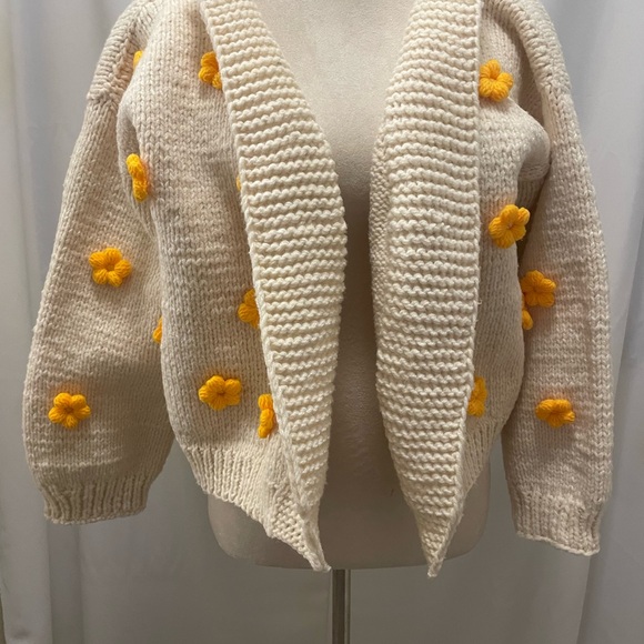 Cozy Cream Sweater with Yellow Floral Accents - Picture 7 of 7